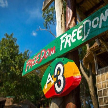 Freedom Hut Bungalow Hotel Csum-sziget Kültér fotó